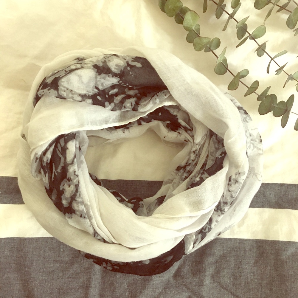 Black and white infinity scarf